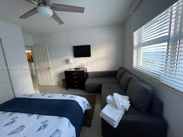For Rent: $3,800 (2 beds, 2 baths, 1000 Square Feet)