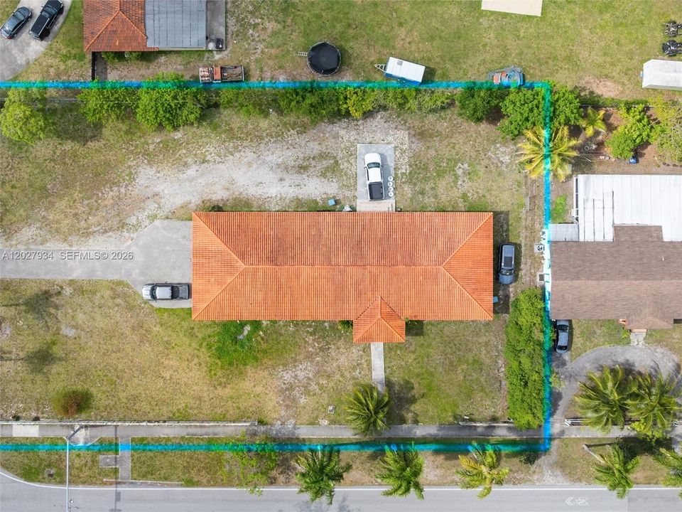 En Venta: $995,000 (5 camas, 3 baños, 3168 Pies cuadrados)