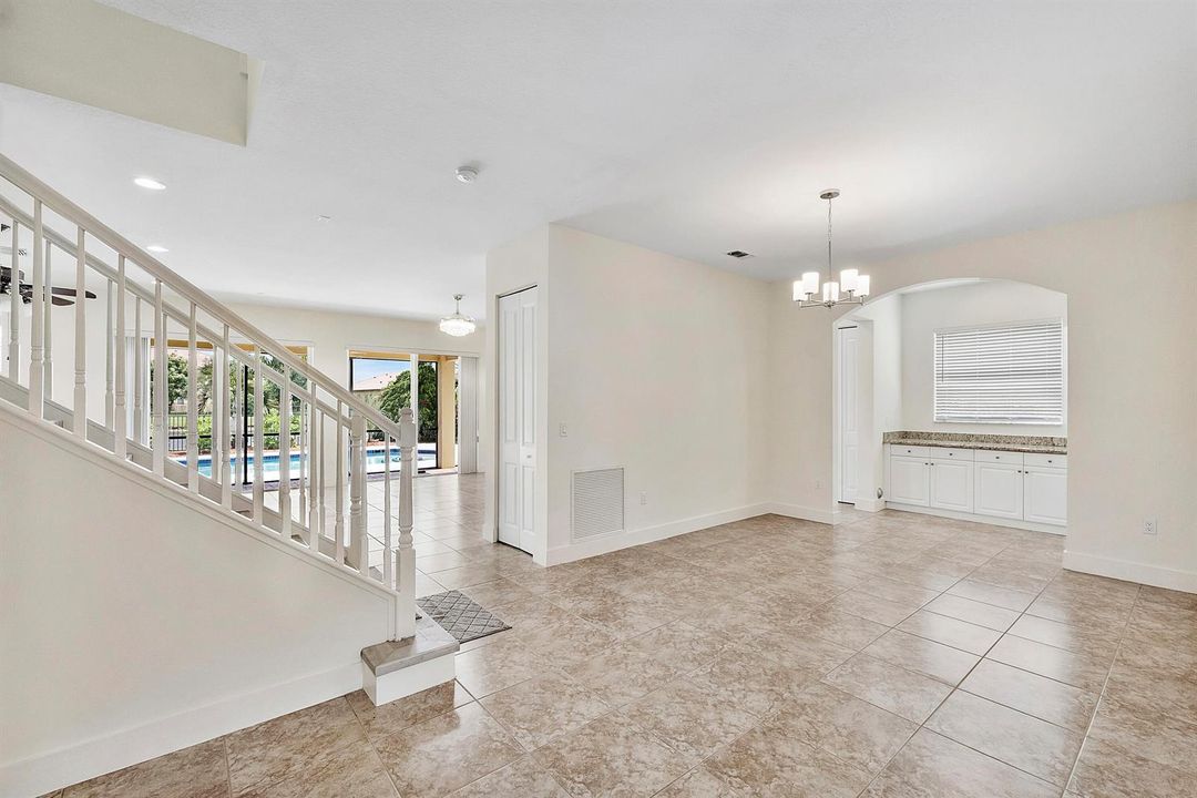 2392 Bellarosa Cir_029