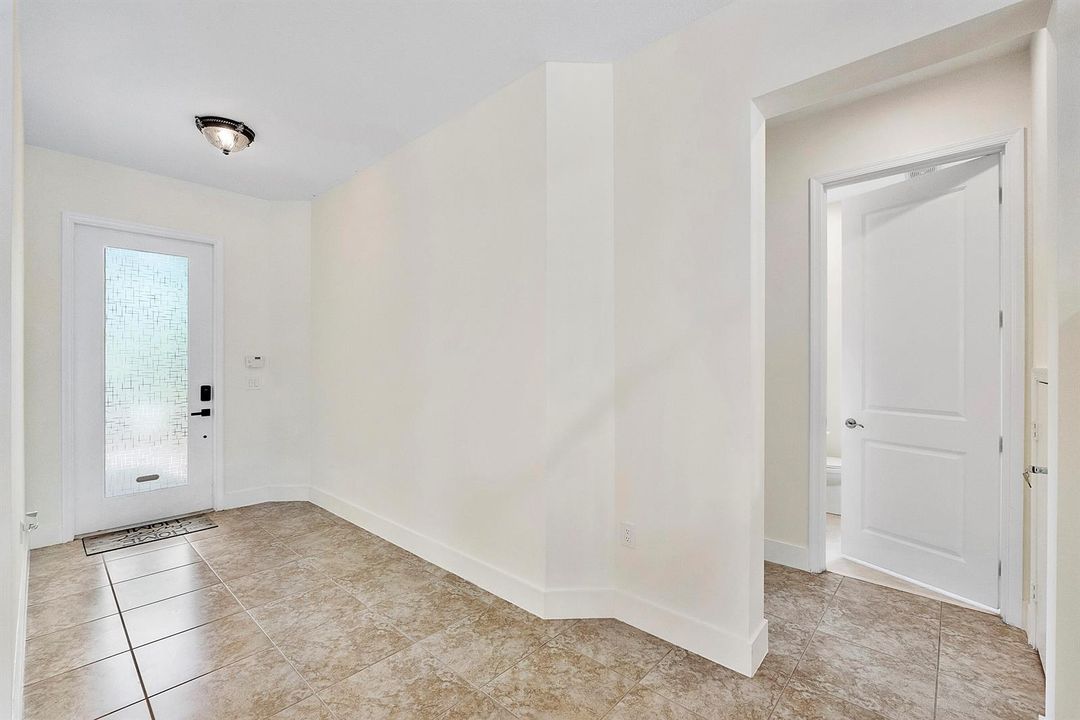 2392 Bellarosa Cir_026