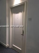 For Rent: $2,700 (2 beds, 2 baths, 1077 Square Feet)