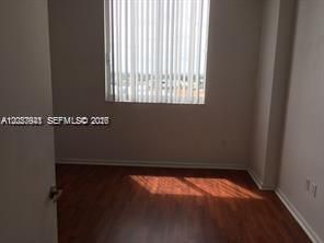 For Rent: $2,700 (2 beds, 2 baths, 1077 Square Feet)