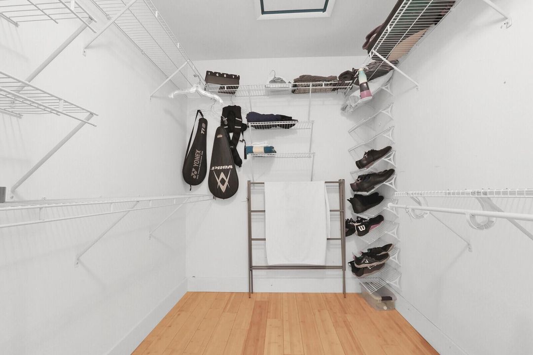 Walk in Closet