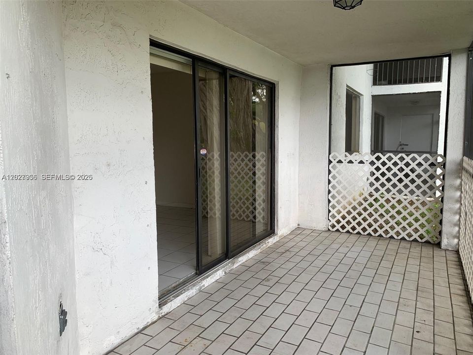 В аренду: $2,300 (2 спален, 2 ванн, 1310 Квадратных фут)