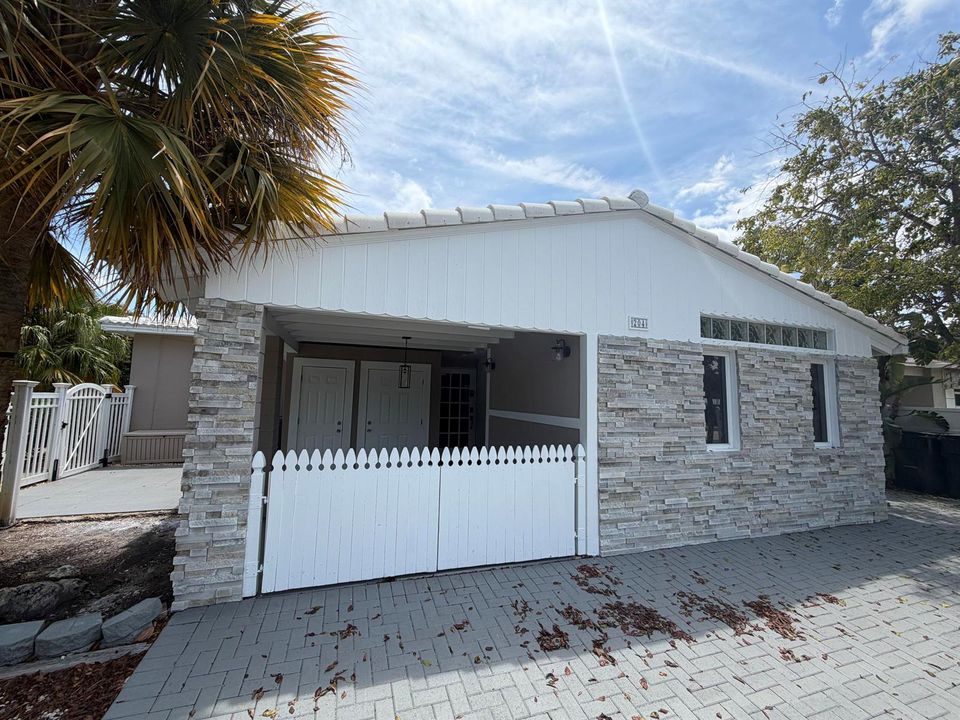 Carport