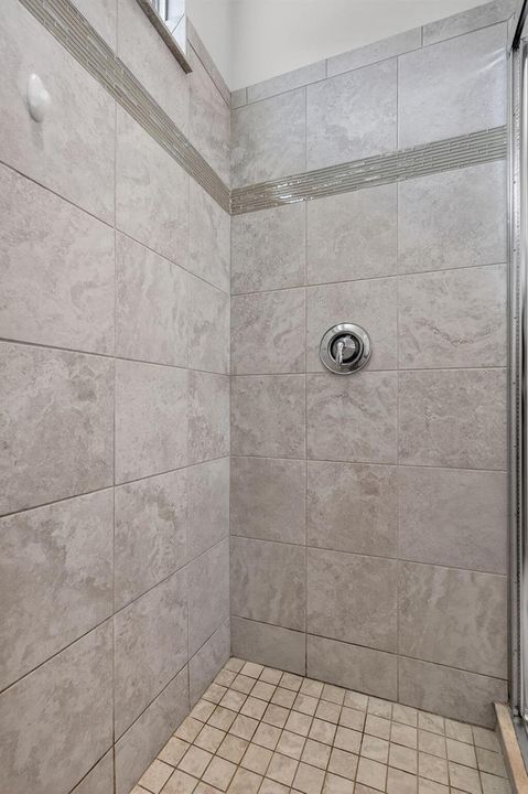 33-web-or-mls-7R7A1042