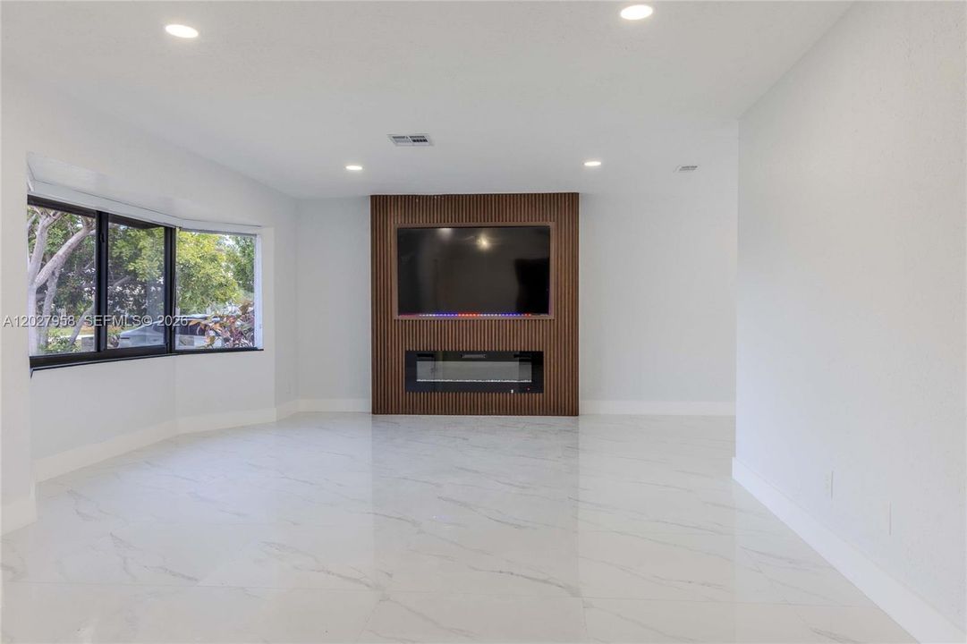 For Sale: $325,000 (3 beds, 2 baths, 0 Square Feet)