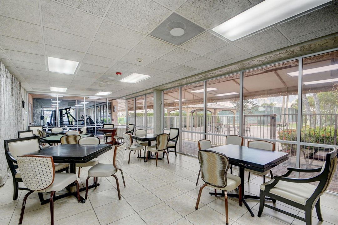 49-web-or-mls-Golden Lakes clubhouse B (