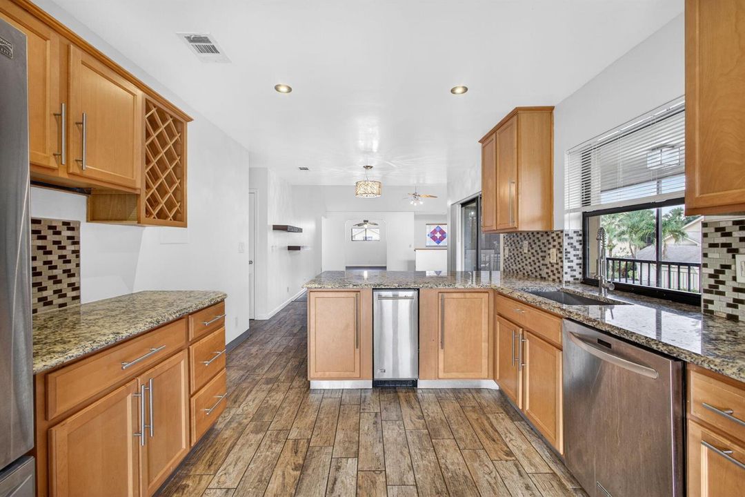 25-web-or-mls-5D1A5493
