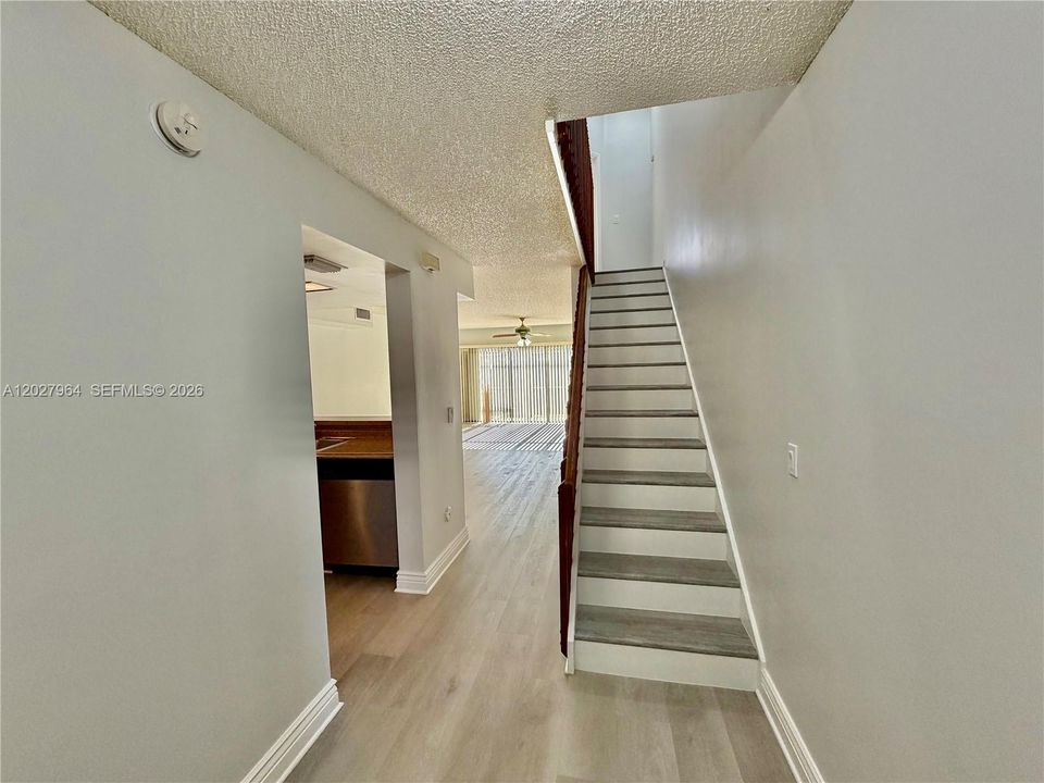 For Rent: $2,600 (3 beds, 2 baths, 1328 Square Feet)