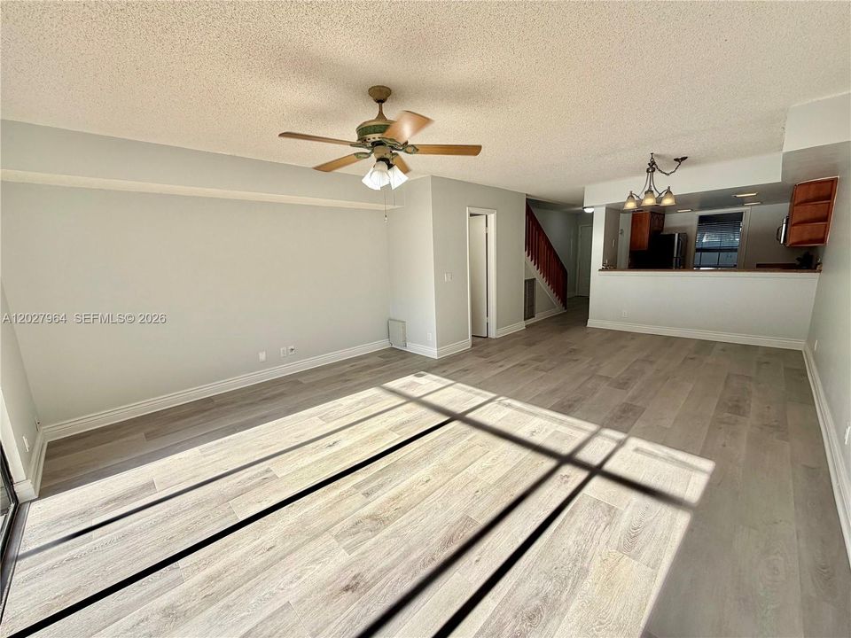 For Rent: $2,600 (3 beds, 2 baths, 1328 Square Feet)