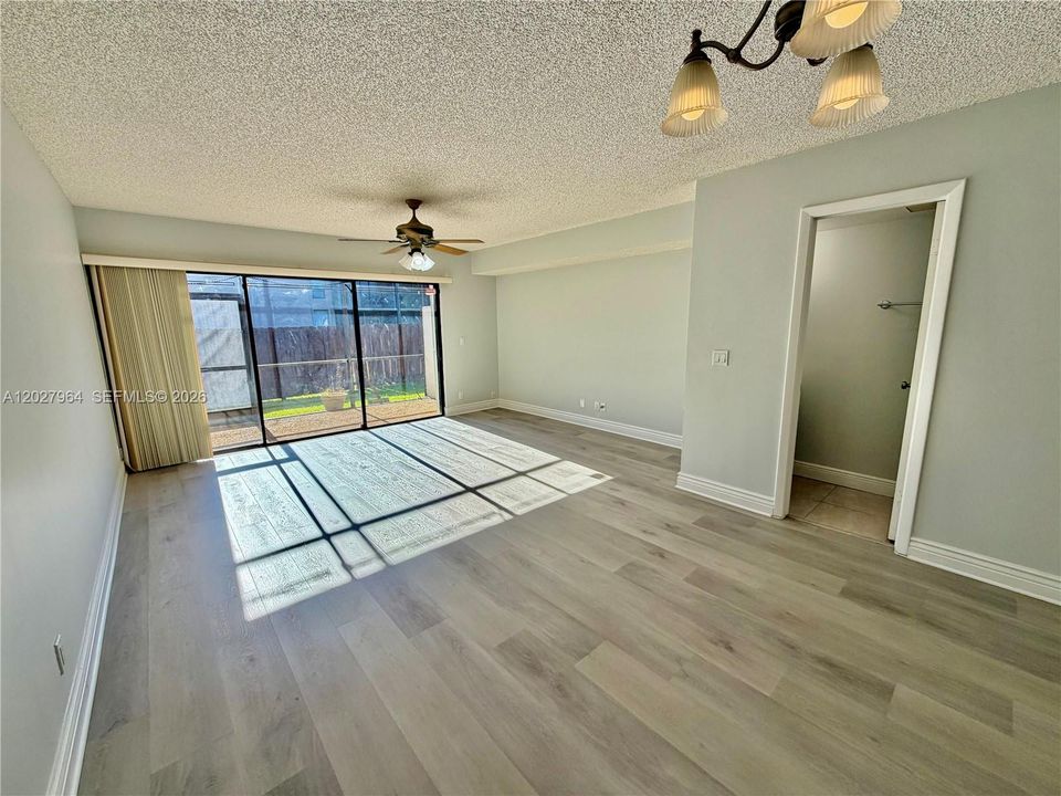 For Rent: $2,600 (3 beds, 2 baths, 1328 Square Feet)