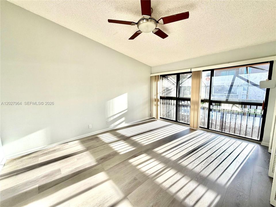 For Rent: $2,600 (3 beds, 2 baths, 1328 Square Feet)