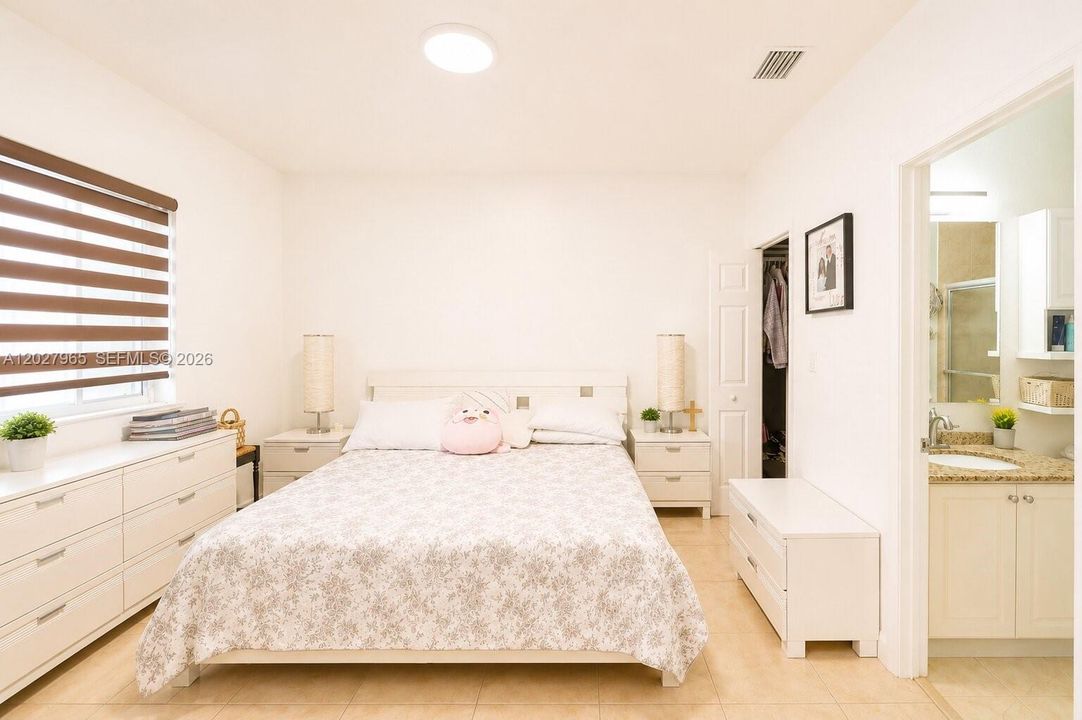 En Venta: $539,000 (3 camas, 2 baños, 1283 Pies cuadrados)