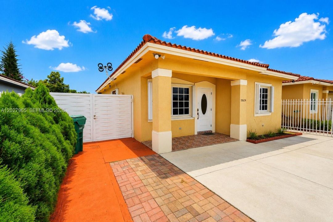 En Venta: $539,000 (3 camas, 2 baños, 1283 Pies cuadrados)