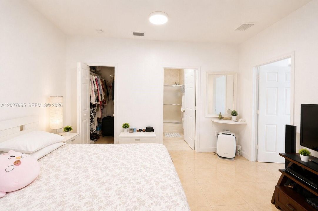 En Venta: $539,000 (3 camas, 2 baños, 1283 Pies cuadrados)