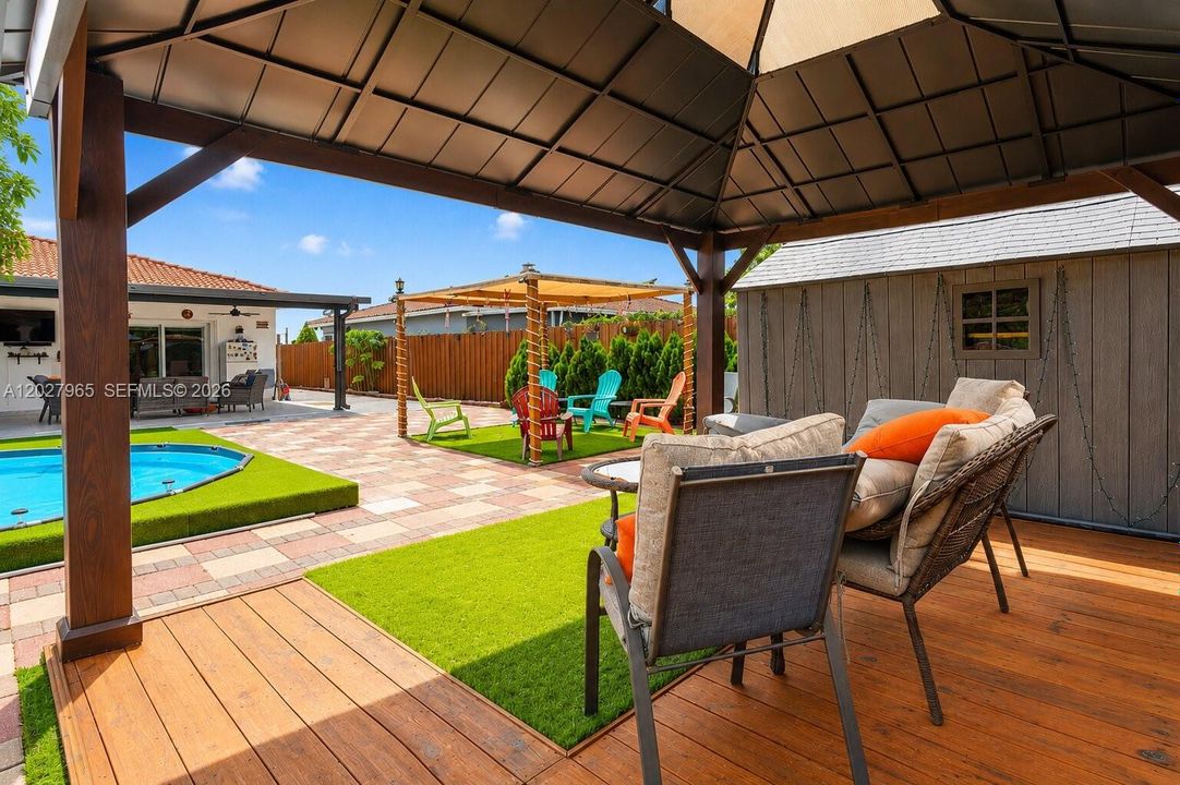 En Venta: $539,000 (3 camas, 2 baños, 1283 Pies cuadrados)