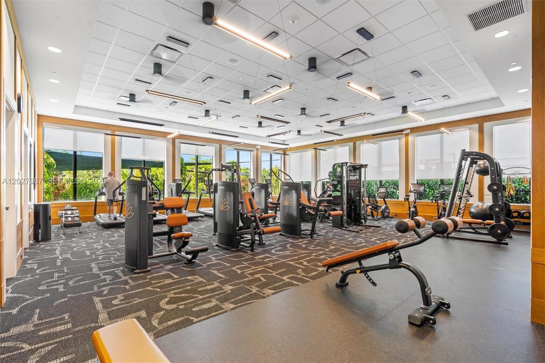 For Sale: $3,100,000 (5 beds, 5 baths, 5163 Square Feet)