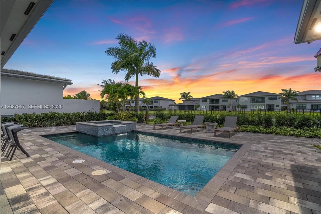 For Sale: $3,100,000 (5 beds, 5 baths, 5163 Square Feet)
