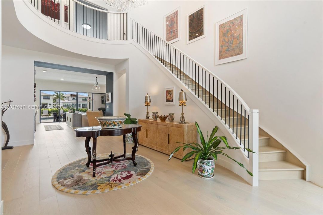 For Sale: $3,100,000 (5 beds, 5 baths, 5163 Square Feet)