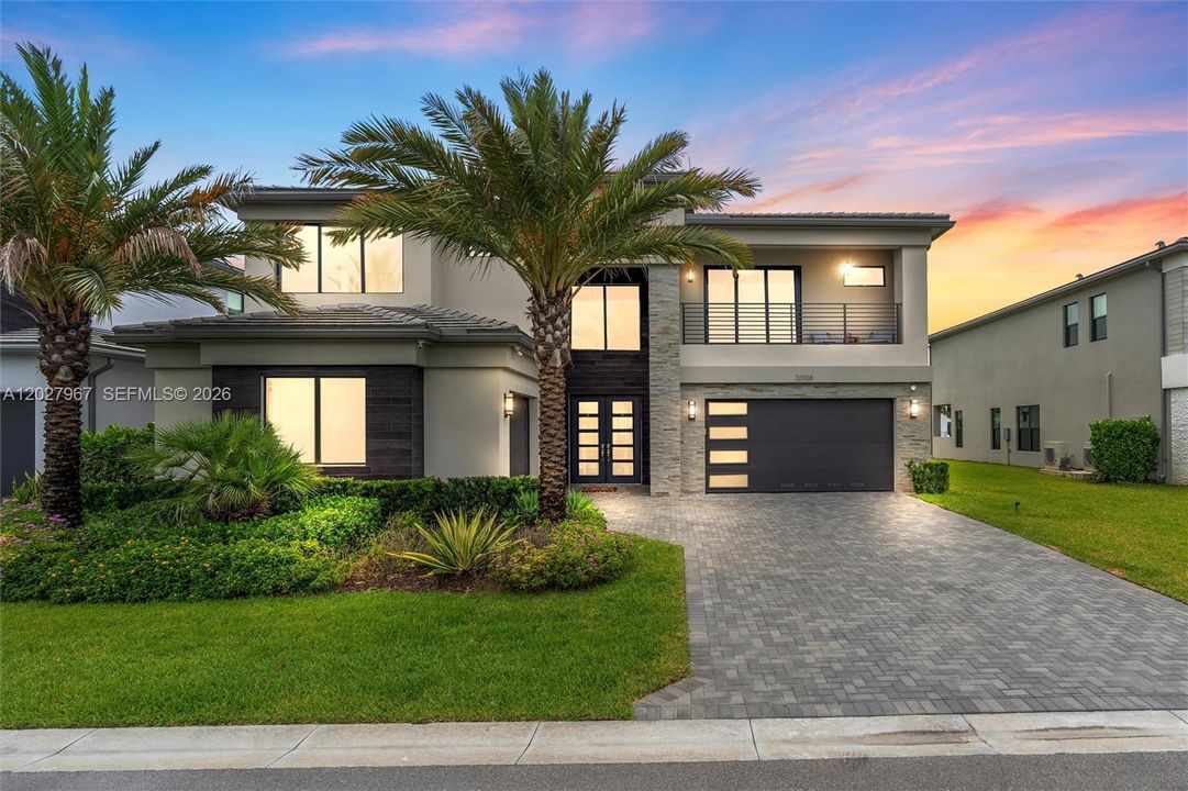 For Sale: $3,100,000 (5 beds, 5 baths, 5163 Square Feet)