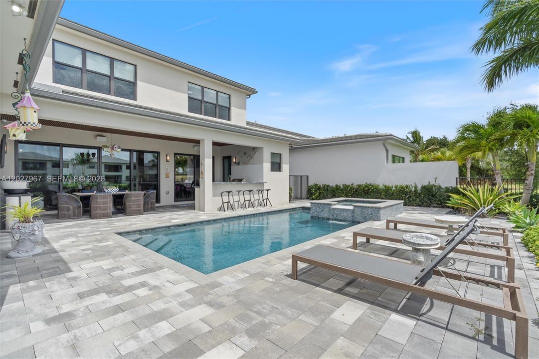 For Sale: $3,100,000 (5 beds, 5 baths, 5163 Square Feet)