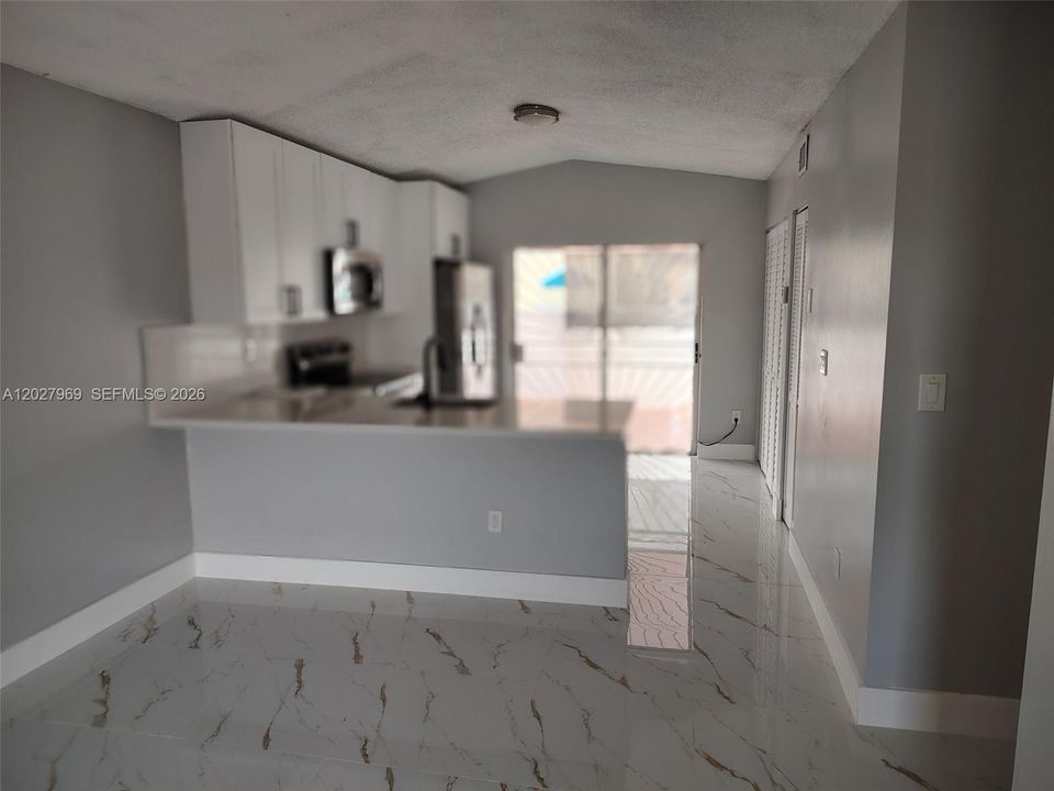 Open Kitchen