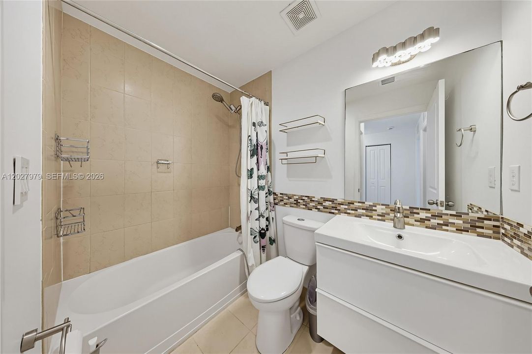 На продажу: $545,000 (3 спален, 2 ванн, 1798 Квадратных фут)