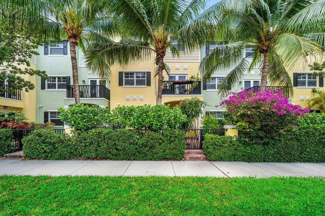042-236SouthLatitudeCircle-DelrayBeach-F
