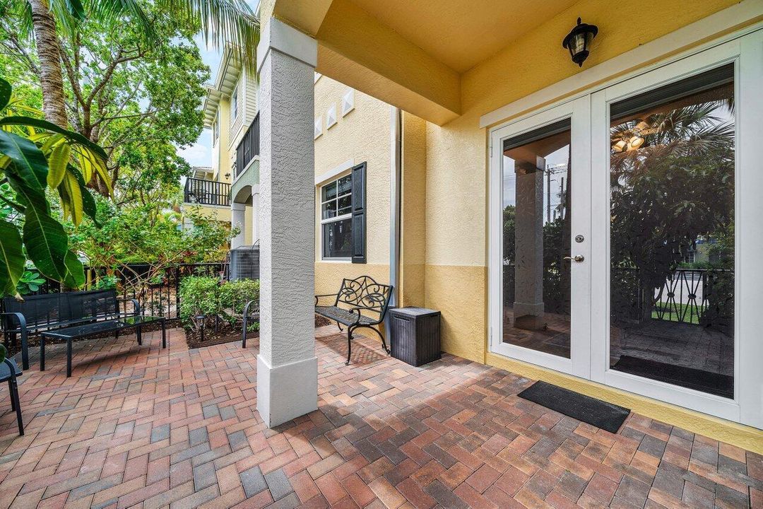 004-236SouthLatitudeCircle-DelrayBeach-F