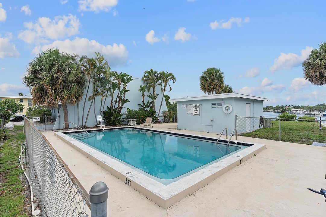 725 Hummingbird Way - #111 - 538