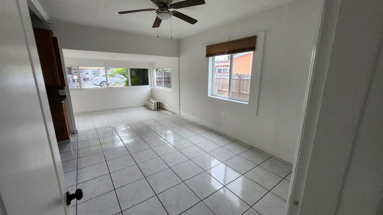 43 SW 11th St, Dania Beach, FL 33004