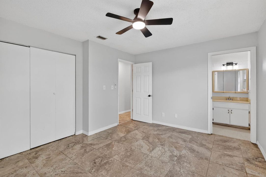 24-web-or-mls-5P1A4611