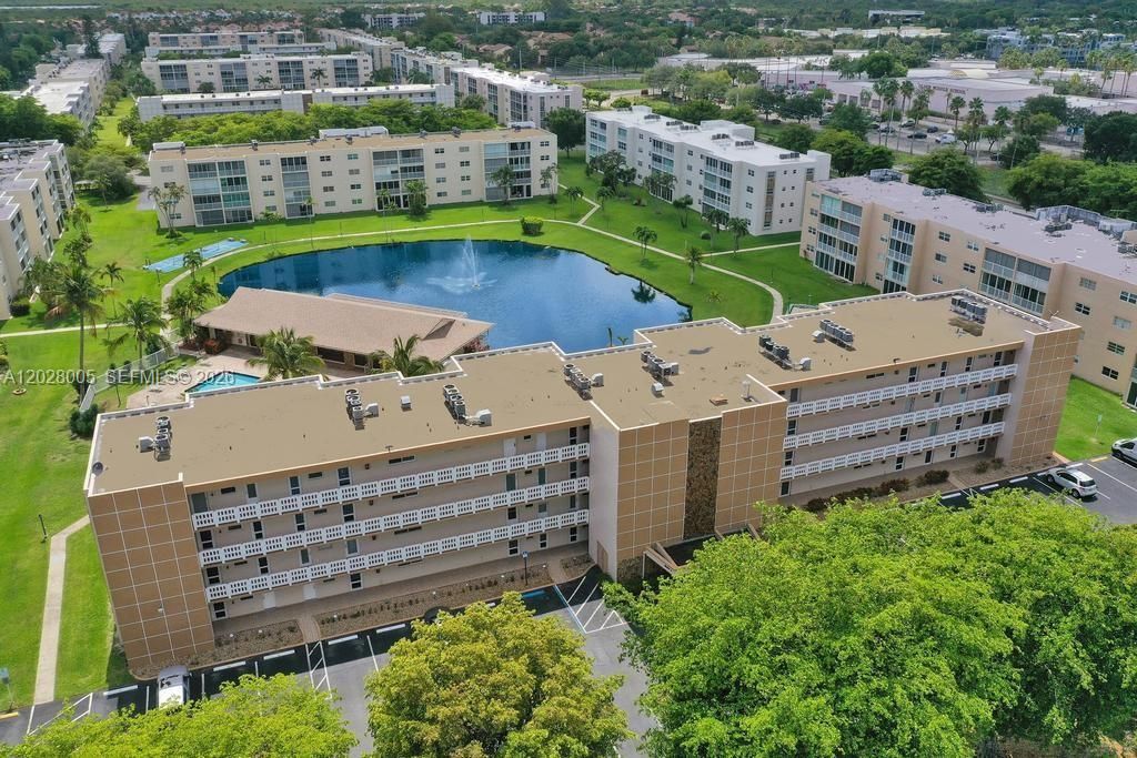 En Venta: $250,000 (2 camas, 2 baños, 1144 Pies cuadrados)
