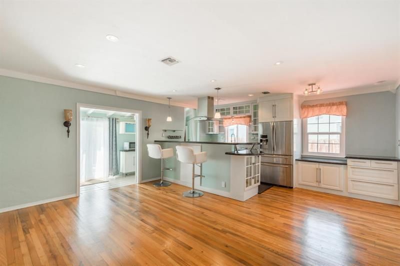 Living Kitchen