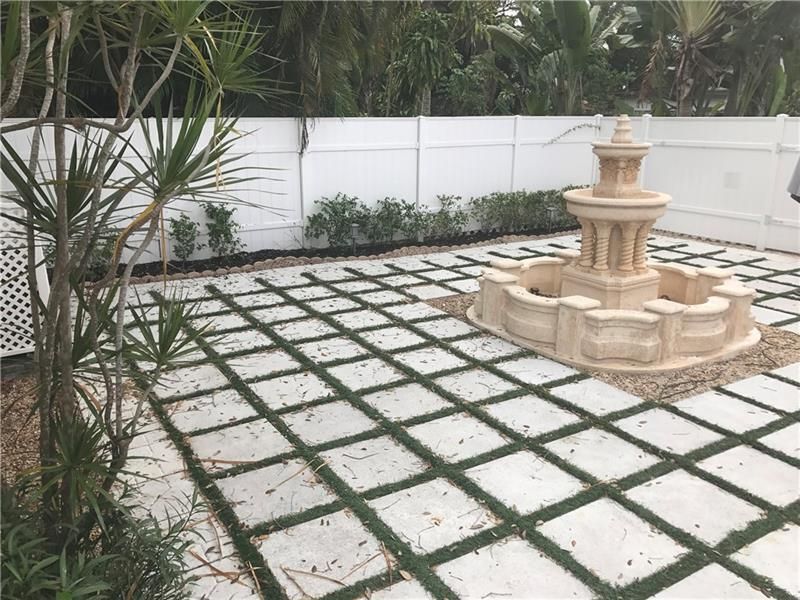 Fountain and patio 3
