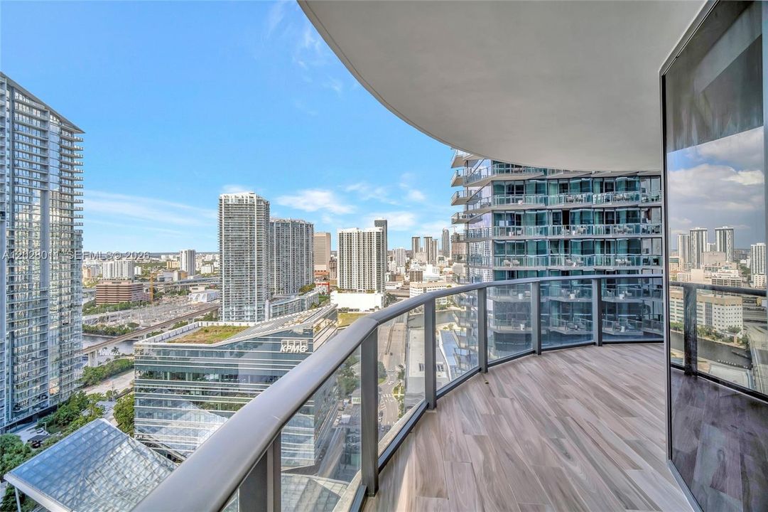 For Rent: $7,700 (3 beds, 3 baths, 1450 Square Feet)