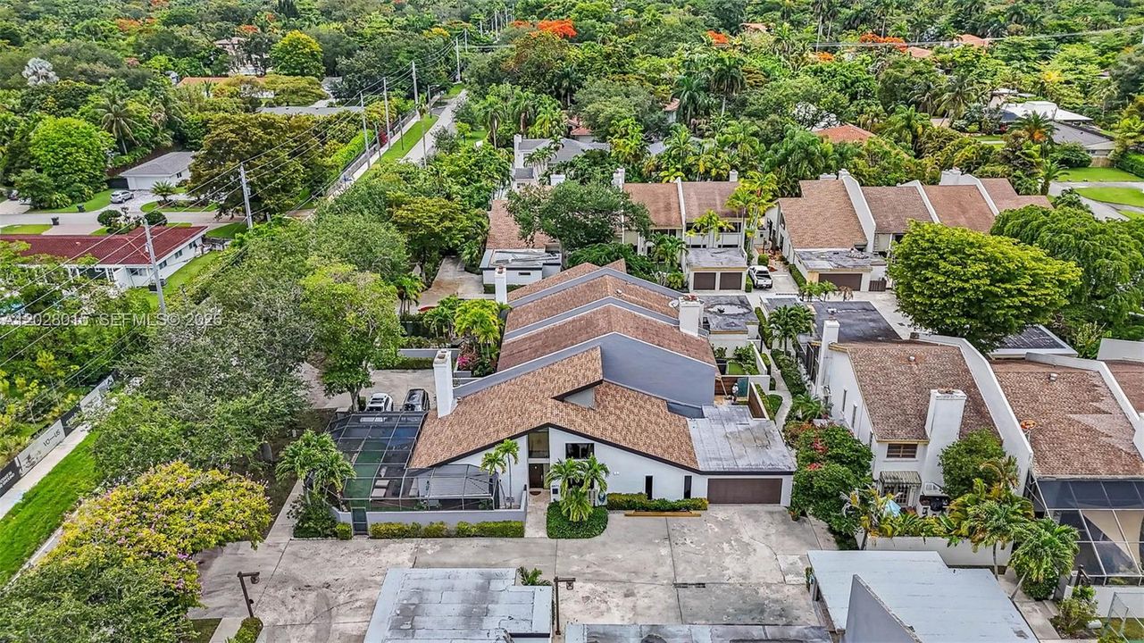На продажу: $997,500 (4 спален, 3 ванн, 2200 Квадратных фут)
