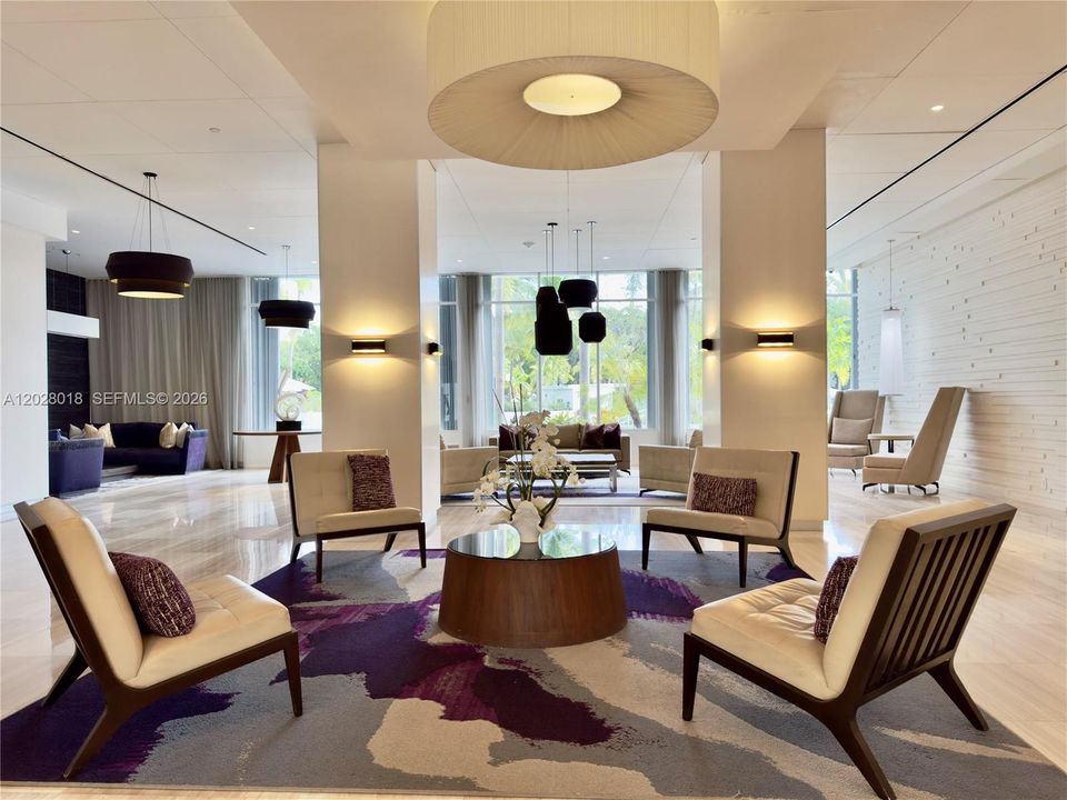 For Rent: $2,750 (1 beds, 1 baths, 991 Square Feet)