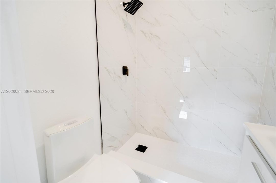 guest suite bath