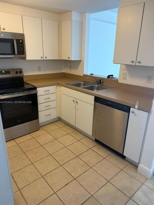 En Venta: $435,000 (1 camas, 1 baños, 860 Pies cuadrados)