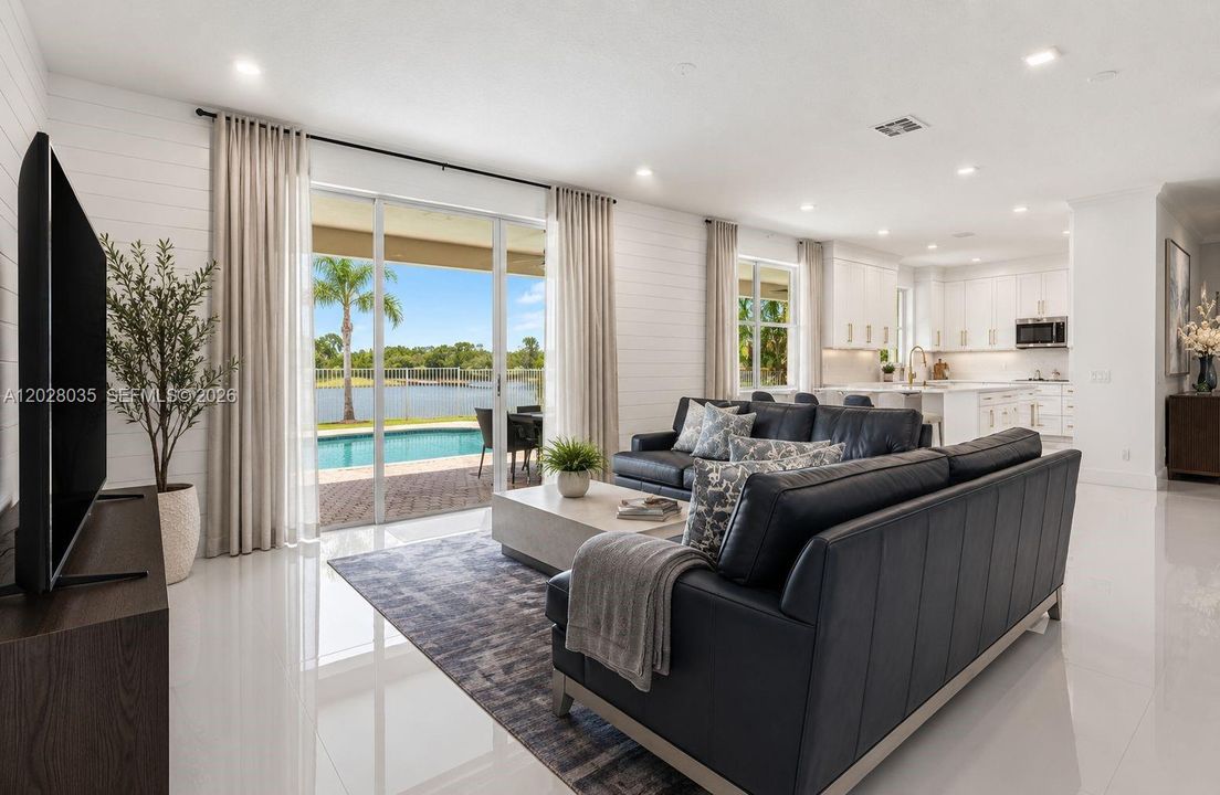 For Sale: $1,750,000 (6 beds, 4 baths, 3894 Square Feet)