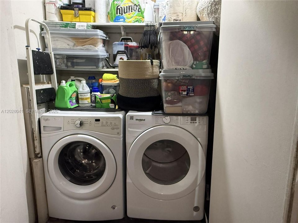 В аренду: $2,300 (1 спален, 1 ванн, 586 Квадратных фут)