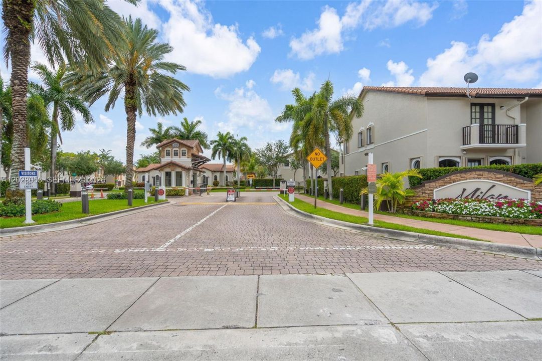 Active With Contract: $645,000 (3 beds, 2 baths, 1854 Square Feet)