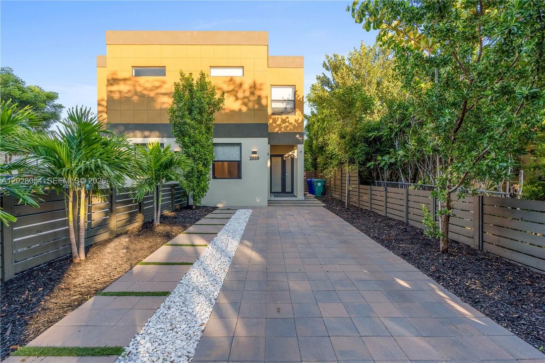 Active With Contract: $2,495,000 (0 beds, 0 baths, 5000 Square Feet)