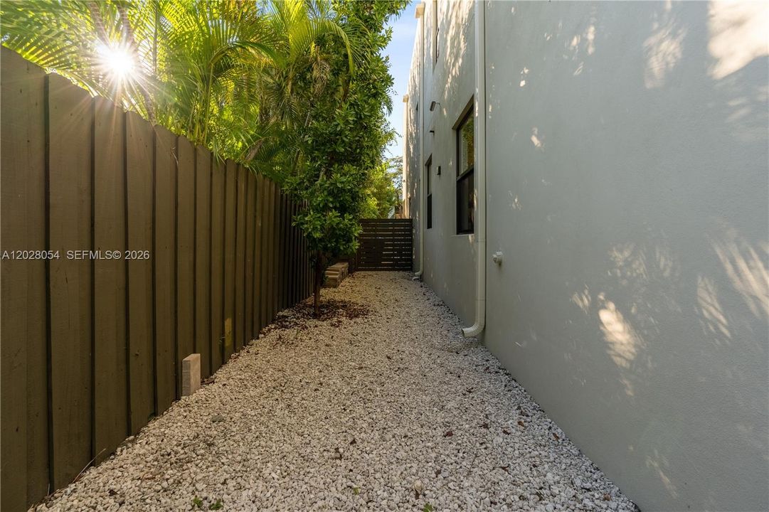 Active With Contract: $2,495,000 (0 beds, 0 baths, 5000 Square Feet)