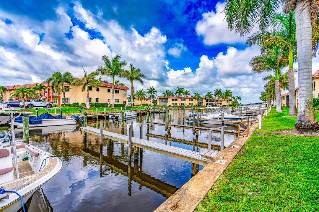 Dock View B 2600 S Kanner Hwy T9
