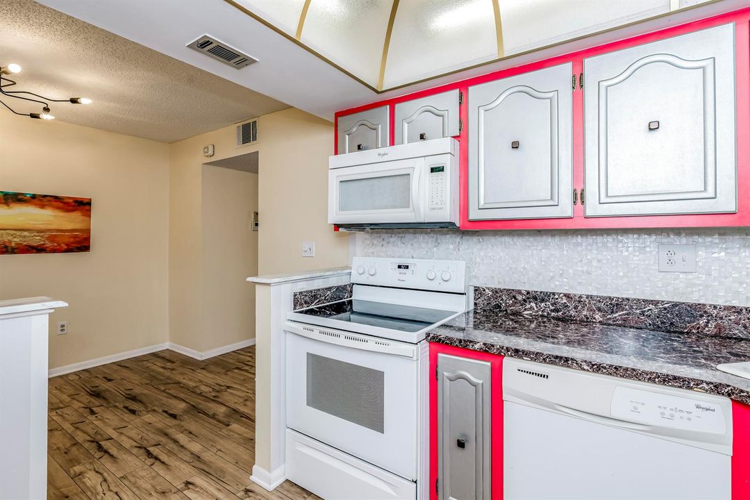 Kitchen B 2600 S Kanner Hwy T9