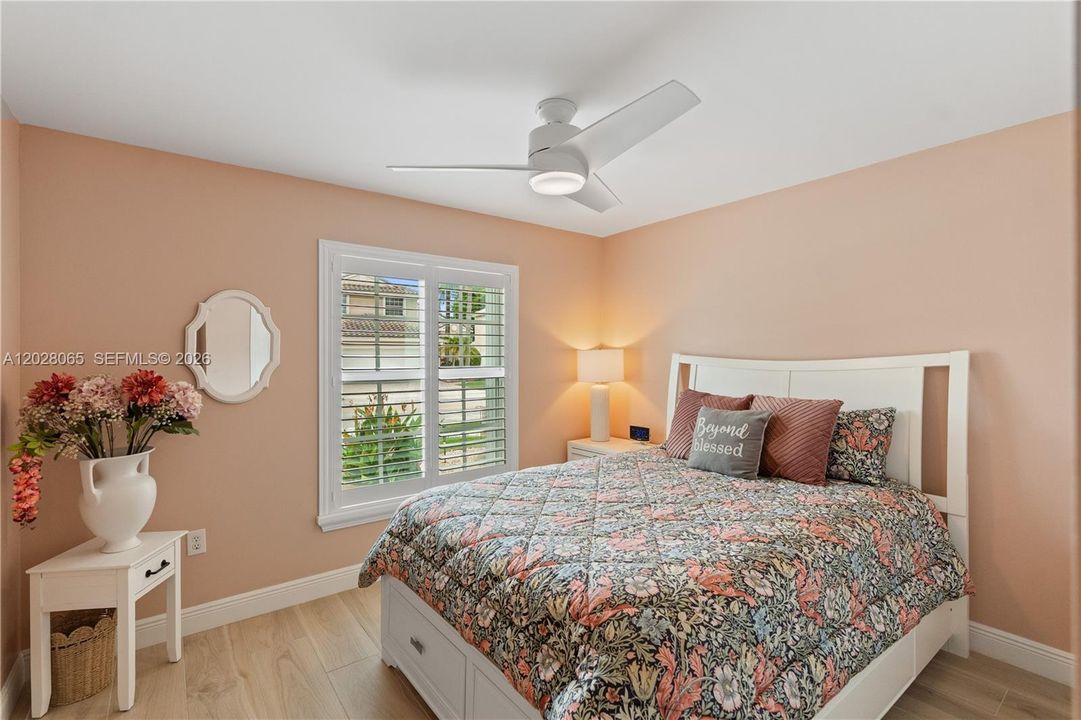 For Sale: $818,000 (3 beds, 2 baths, 1944 Square Feet)
