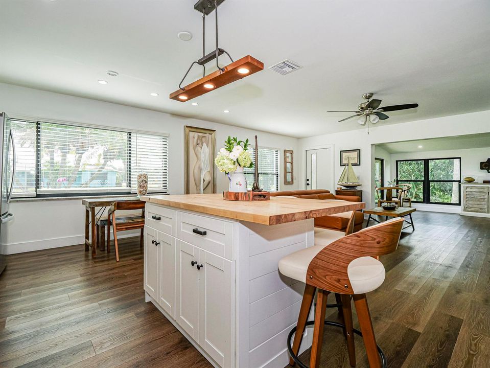 22 Rock Ridge